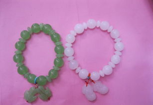 義烏愛秀小商品 仿玉手環(huán)與玻璃手環(huán)批發(fā)指南